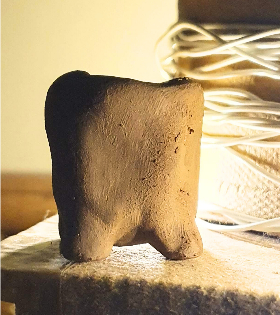 handcrafted-clay-tooth-small-planter